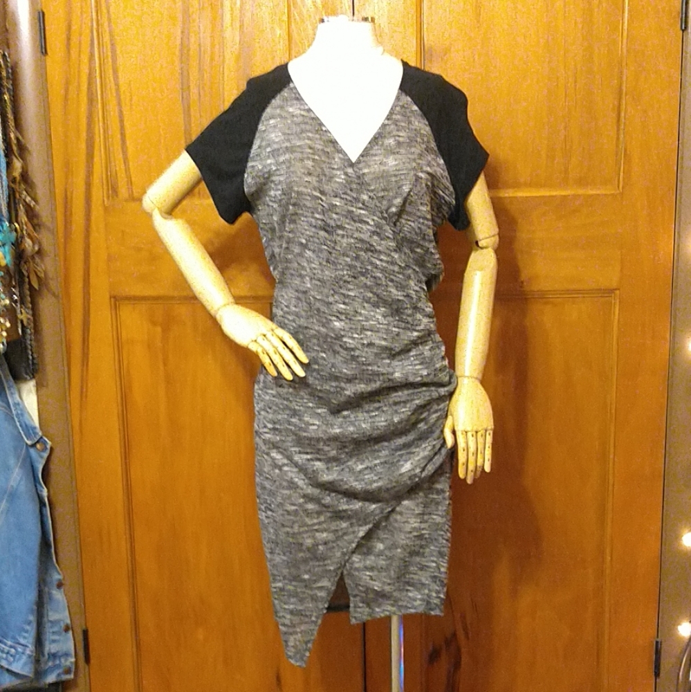 TOTO Collection Hacci Knit Wrap Dress (S/M/L)